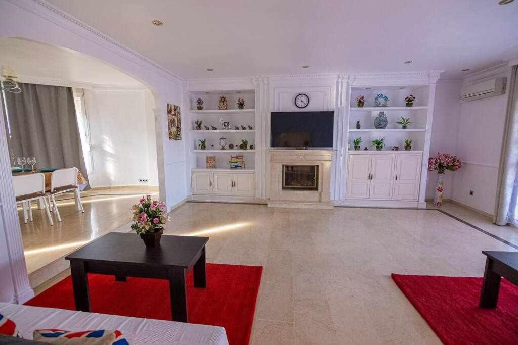Lujosa Villa En Alhaurin De La Torre 7 Dormitorios Dış mekan fotoğraf